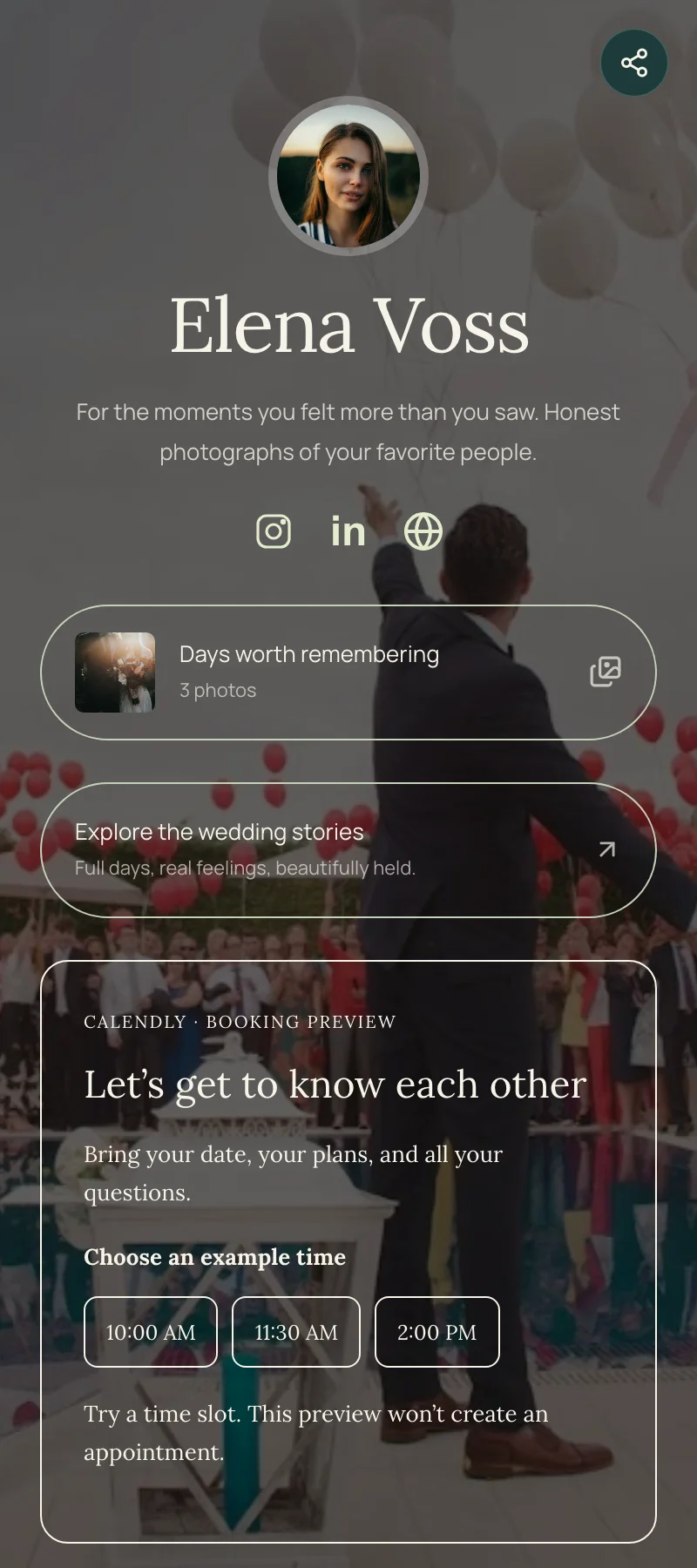 Elena Voss starter page showing a photographer profile and wedding image carousel